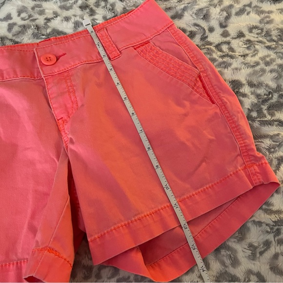 Womens Maurices Light Neon Pink Shorts Size 3/4 - Picture 6 of 9